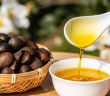 Kaffee mit Olivenöl: Eine gesunde und aufregende (Foto: AdobeStock 486463462 WR.LILI)